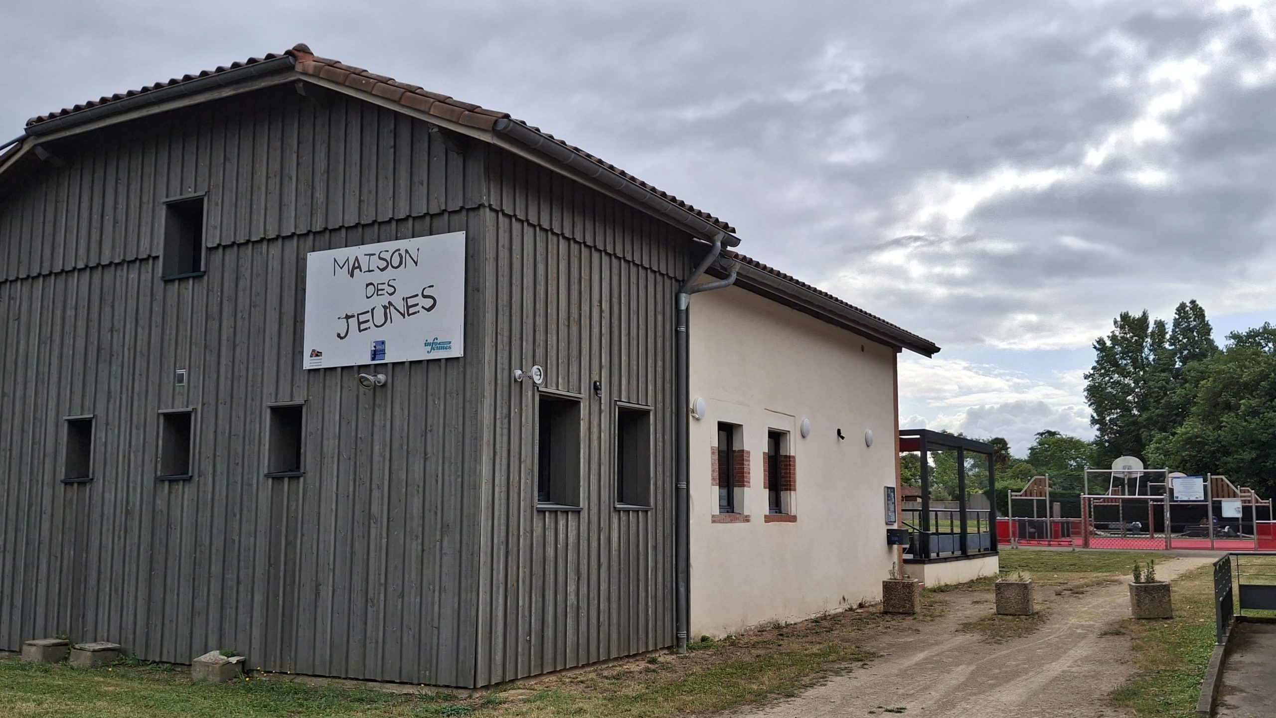 Maison Jeunes (1)